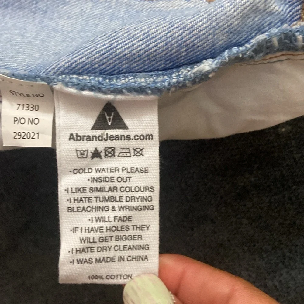 ABRAND A High Relaxed Shorts Distressed Vintage Blue size 24